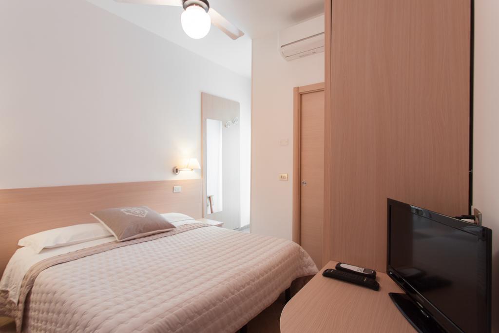 B&B Airone Cervia - Camere E Appartamenti Exterior foto